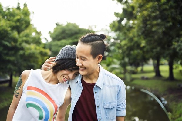 Image Of A Couple Taken From Rawpixel.jpg