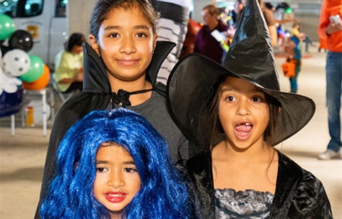 kids in halloween costumes