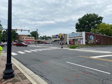 Washington Boulevard looking west