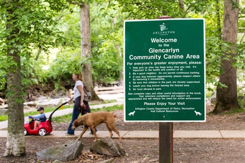 Glencarlyn Community Canine Area